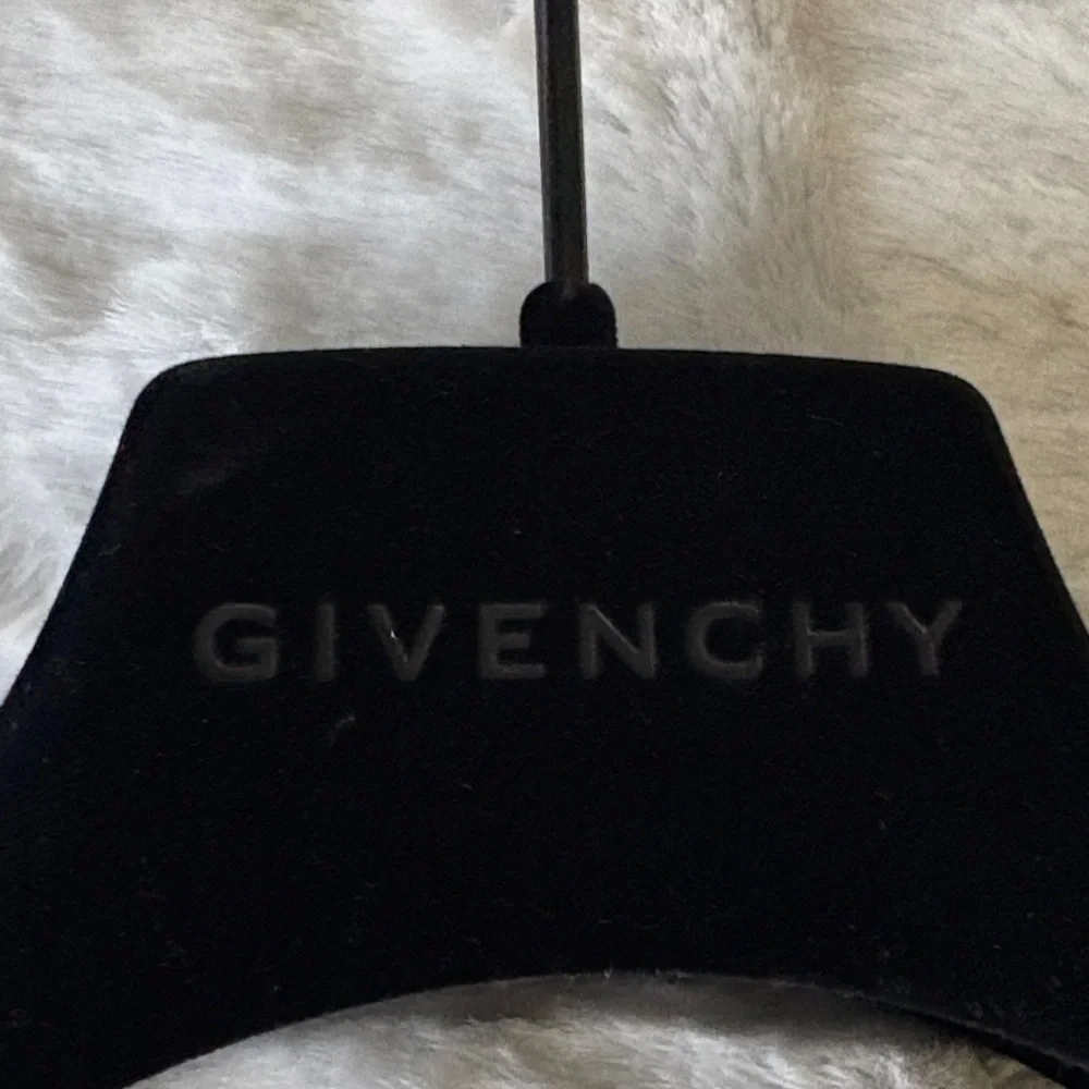 Givenchy Elegant Black Hanger